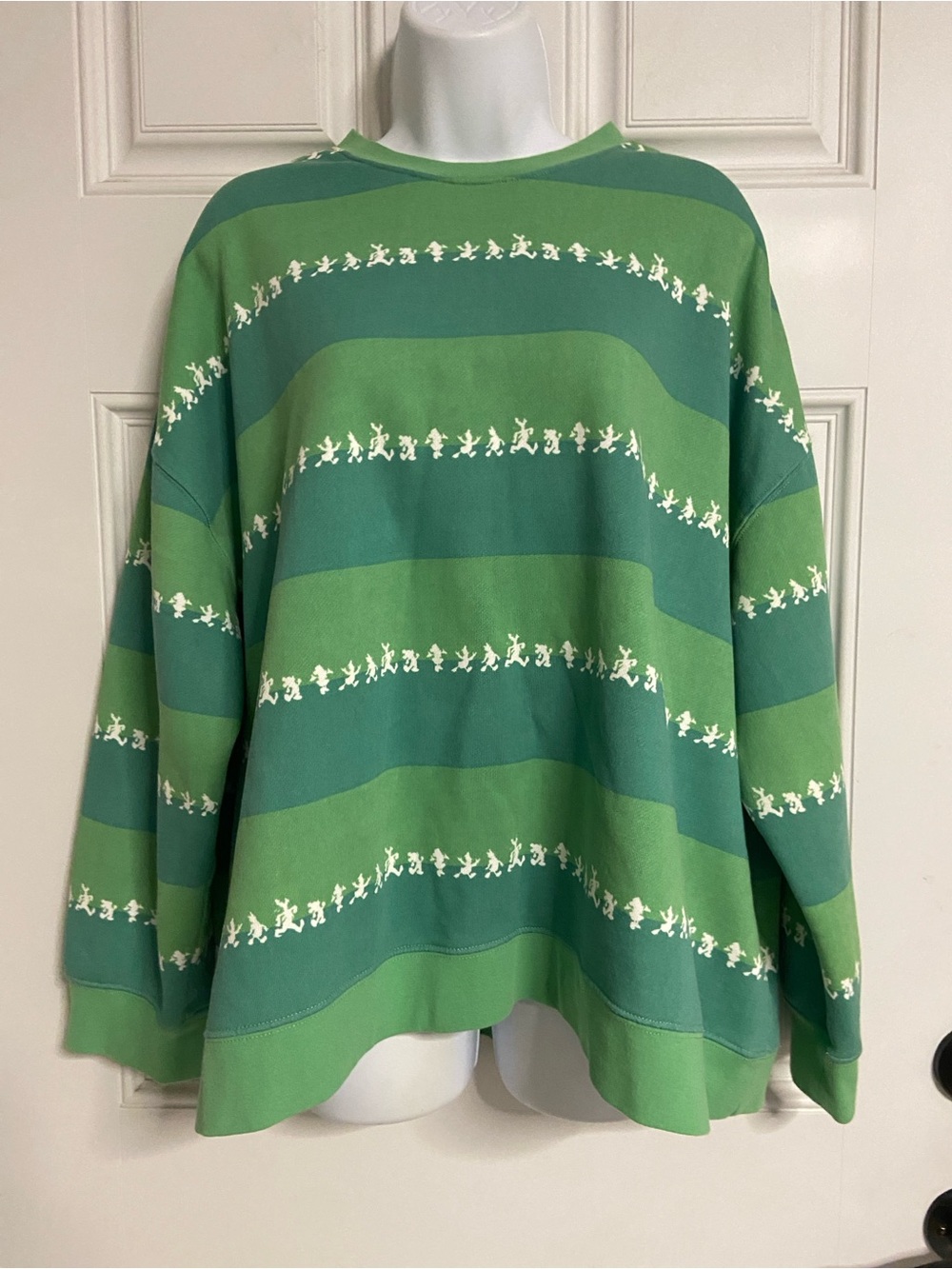 DISNEYLAND RESORT Green Striped MICKEY & FRIENDS Pullover Sweater